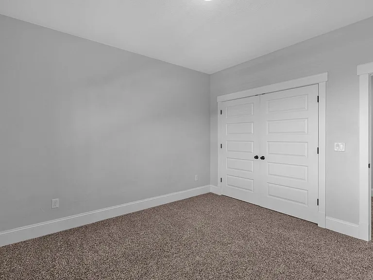 910 S Pace Pl — Photo 18