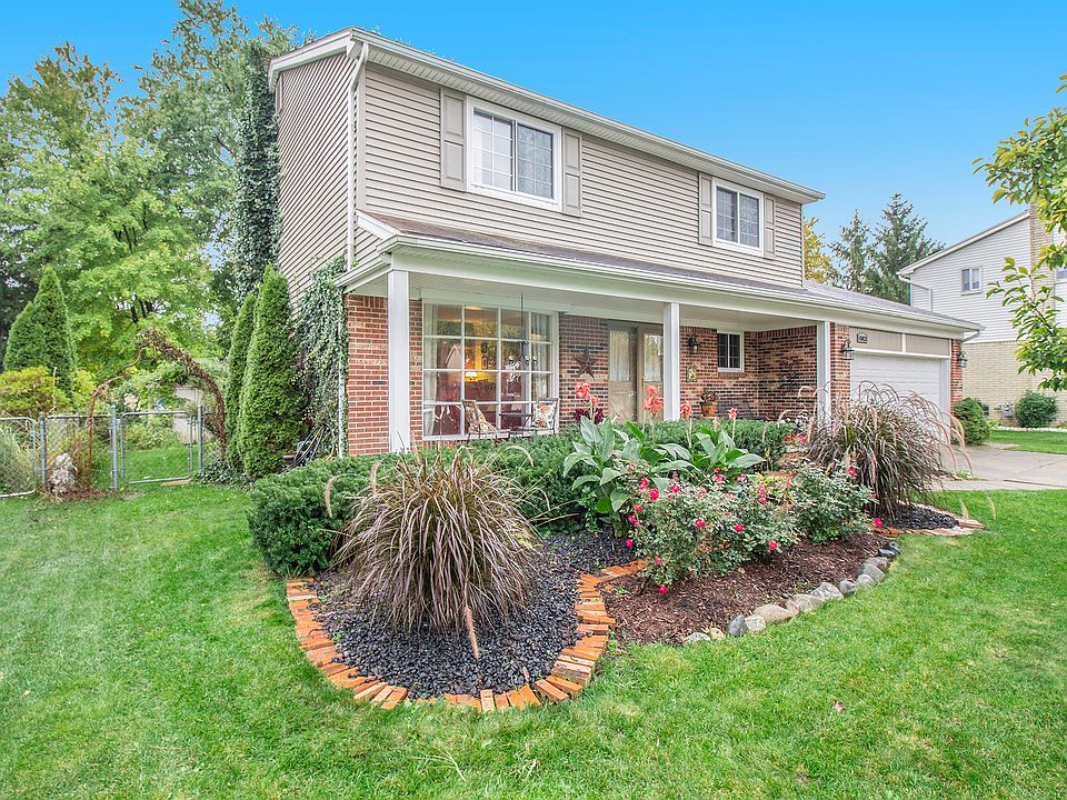 1st image of 45023 Tillotson Dr