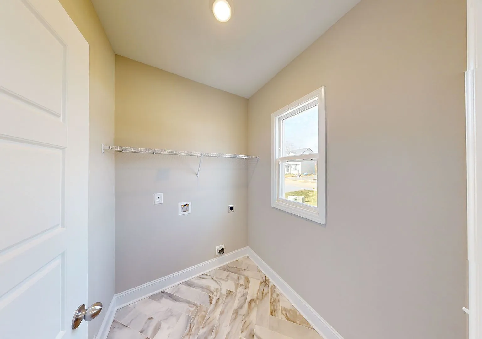 455 Mattingly Dr. — Photo 4