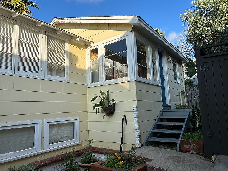 1st image of 2612 Victoria Dr
