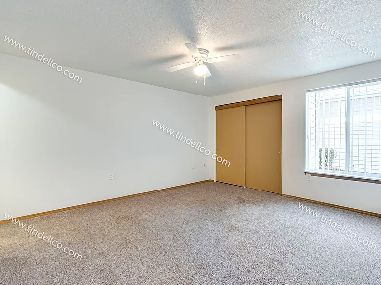 13738 NE Glisan St #3 — Photo 29