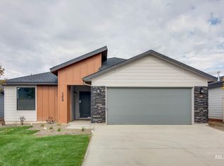 1254 W Flower Gdn, Saint Meridian, ID 83642