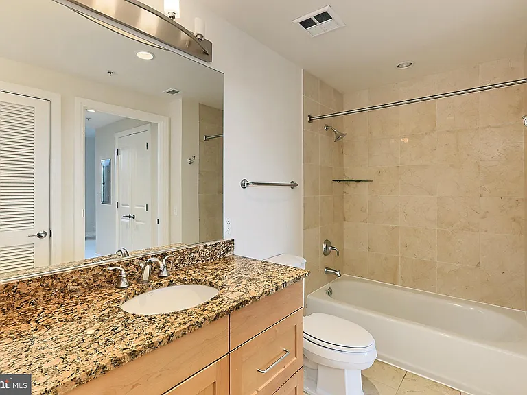 8220 Crestwood Heights Dr #302 — Photo 26