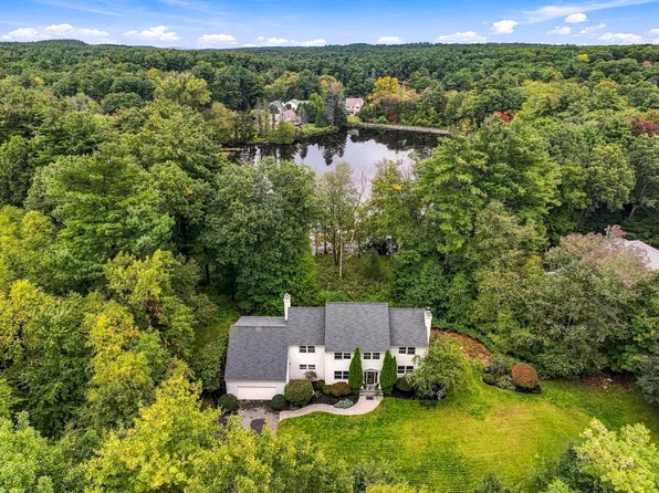 6 Peter Porcaro Dr, Hopkinton, MA 01748