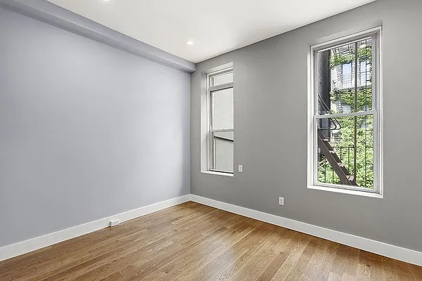 Rented by Merileads Inc. | media 4