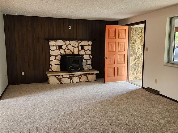 5th image of 521 W 33rd St