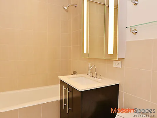 Rented by Modern Spaces | media 23