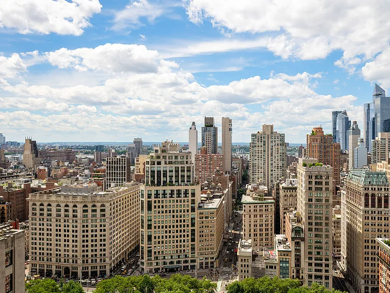 45 E 25th St #37B — Photo 8