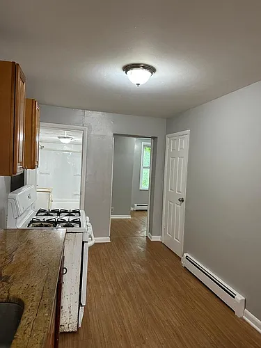 290 Ann First Fl Photo 1