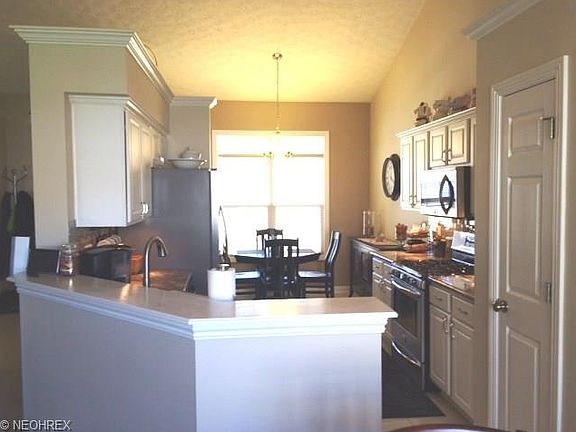 4th image of 11201 Butternut Ln