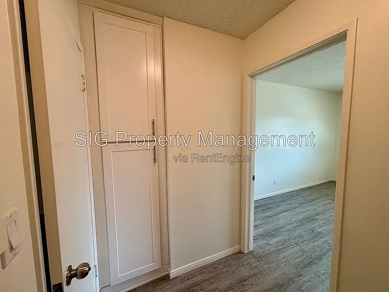 1126 E Doran St — Photo 11
