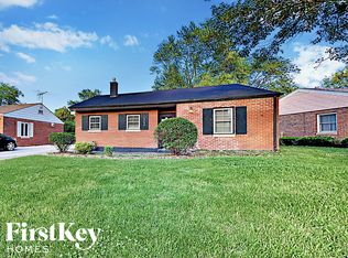 18609 Palmer Cir, Homewood, IL 60430