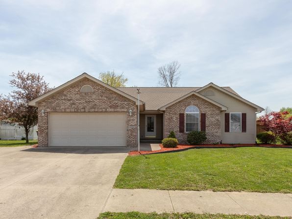1200 Darcis Dr, Seymour, IN 47274