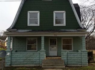 902 Carson St, Albion, MI 49224