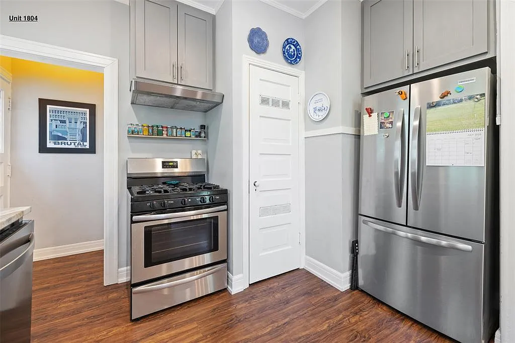 2 bed, 1.5 bath, 1481 sqft, $2,995 — Photo 4