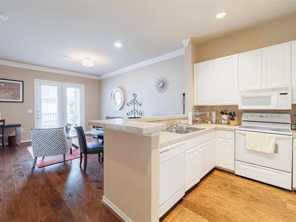 2400 McCue Rd, Houston, TX