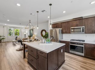 5 Orta Way, Novato, CA 94945