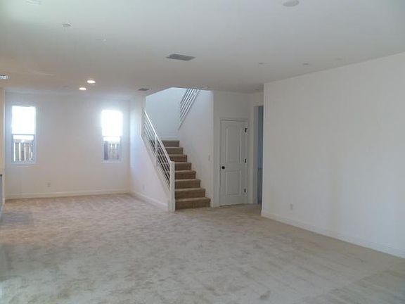 5th image of 8410 Everson Ln