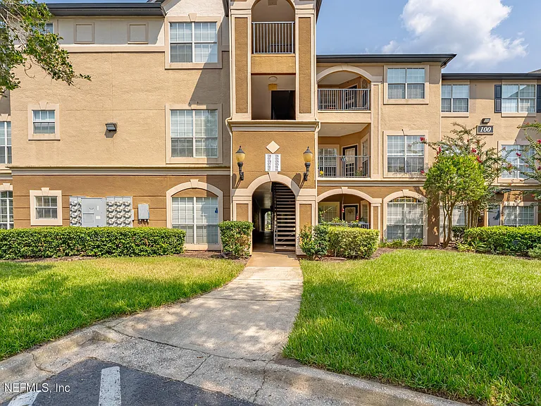 10961 Burnt Mill Rd #137 — Photo 3