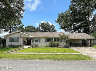 302 S A St, Duson, LA 70529