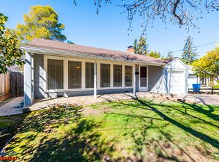 131 Oakview Dr, San Carlos, CA 94070