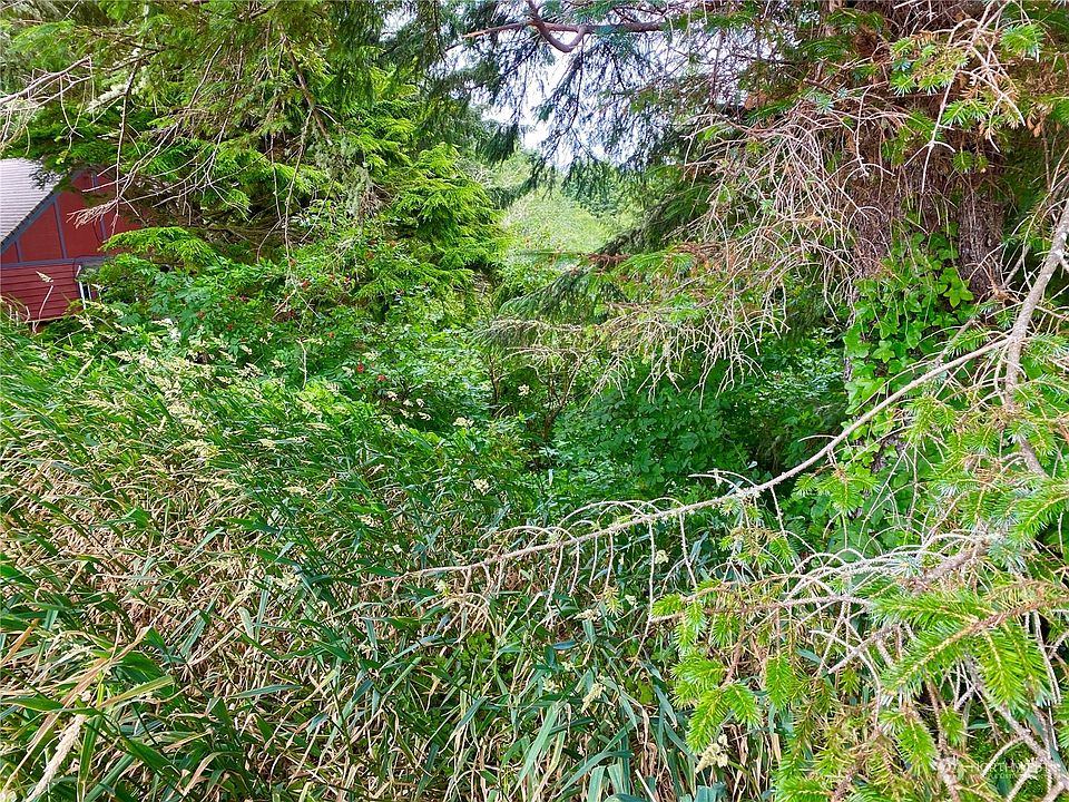 2nd image of 0 Lot 5 Hiaqua Place SW