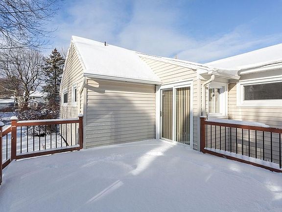 2nd image of 205 Bellewood Dr