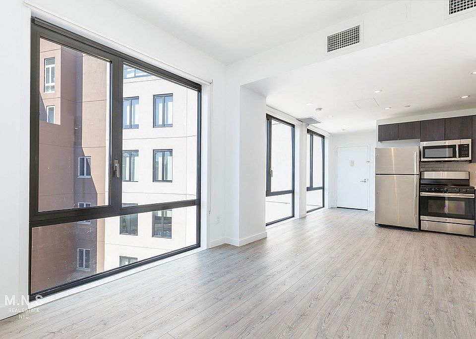 1st image of 840 Fulton St APT 605