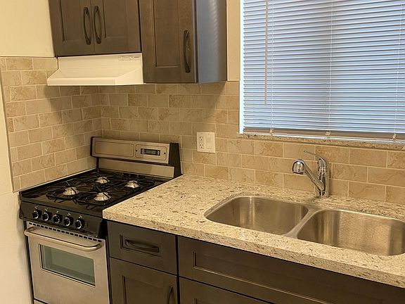 5th image of 114 W B St