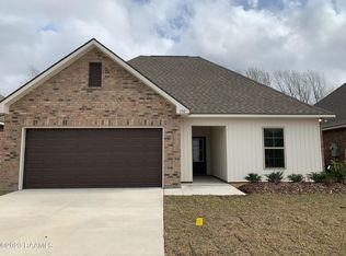 130 Lightbourne Dr, Lafayette, LA 70506