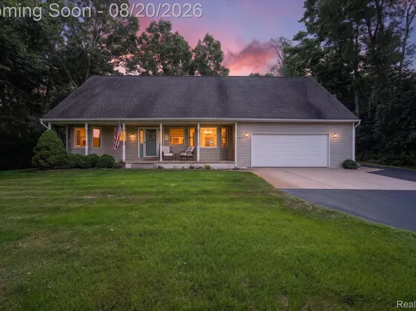 1917 S Milford Rd, Milford, MI 48381