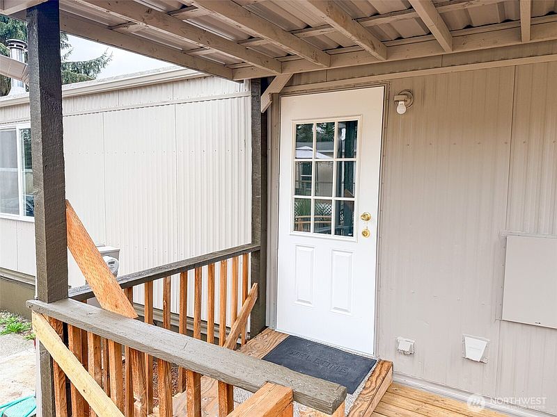 3rd image of 611 Cedar Drive #5