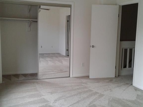 3rd image of 5044 Glenwood Way