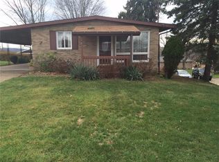 627 McGovern Rd, Houston, PA 15342