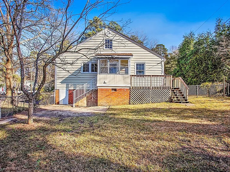 809 Cape Fear Ave — Photo 7
