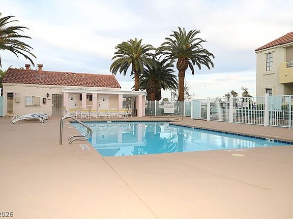 5th image of 4861 S Torrey Pines Dr Unit 106