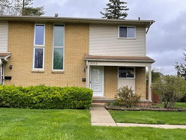 1st image of 3212 Woodland Ave