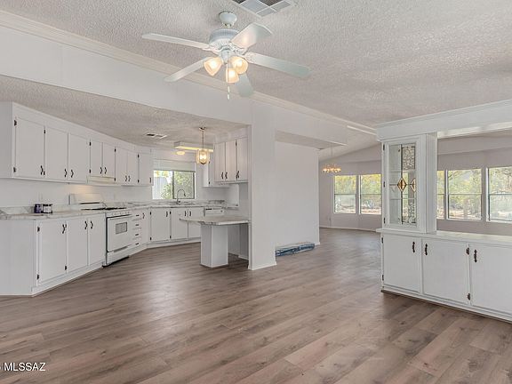 5th image of 6560 N White Deer Ln