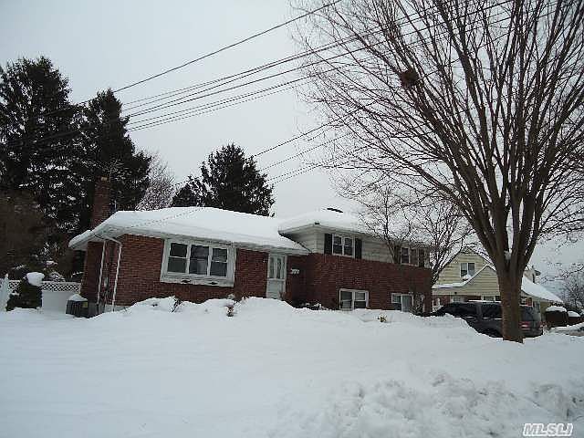 2nd image of 19 Orton Dr