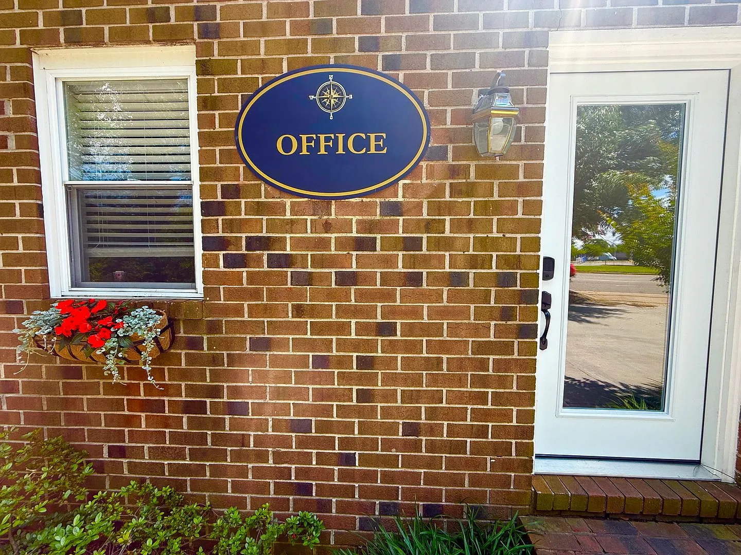 Meridian Apartments Your Gateway to Everything in Hampton Roads — Photo 1