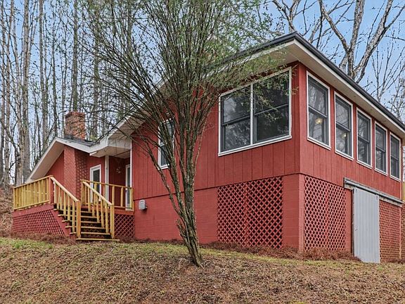 2nd image of 5077 Ada St