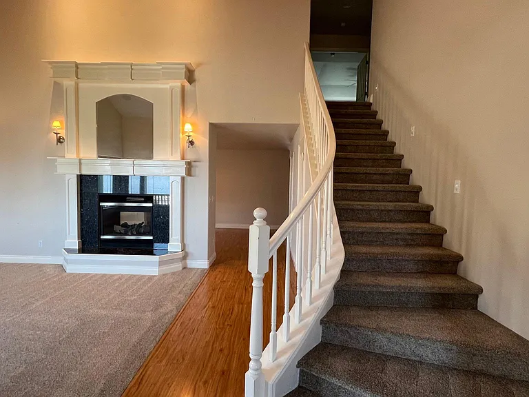 16107 Grand Bluff Cir — Photo 2