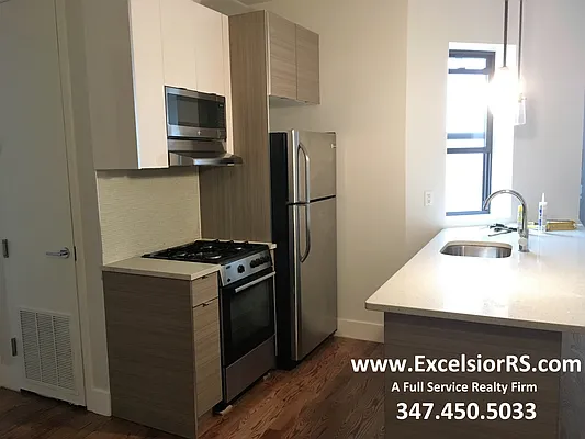 Rented by Excelsior Realty Services | media 4