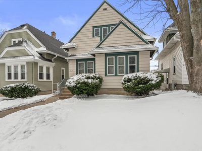 6611 West Moltke AVENUE, Milwaukee, WI, 53210