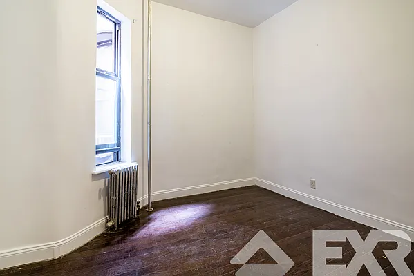 Rented by EXR | media 13