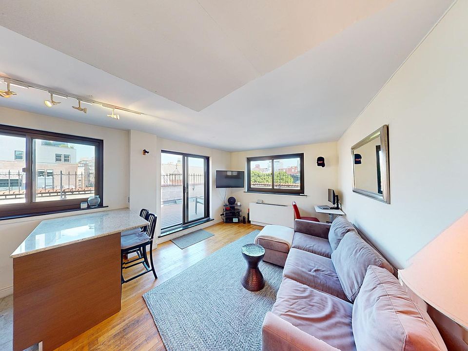 1st image of 50 Prince St #Phd