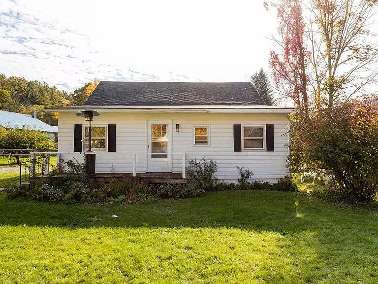 76 Spruceton Rd — Photo 6