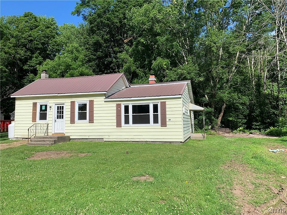 1st image of 39 Clay St