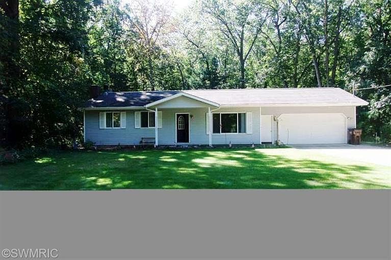 1st image of 10372 N Cedar Dr