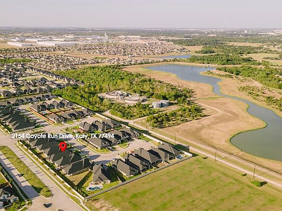 3rd image of 2154 Coyote Run Dr